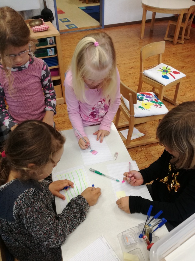 Die Kinder am Spielen im Zoobro.